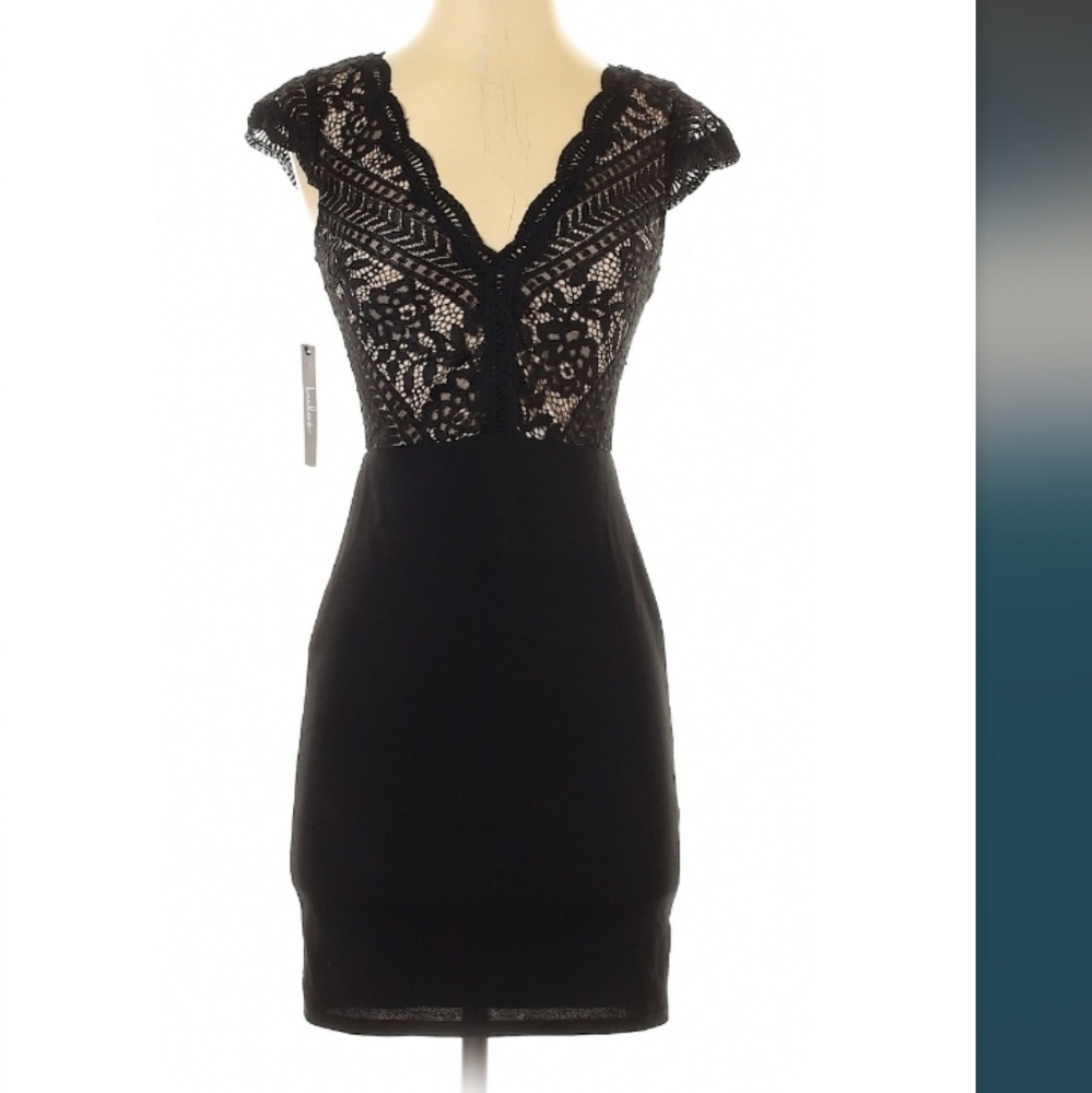 XS cocktail dress with pretty lace
